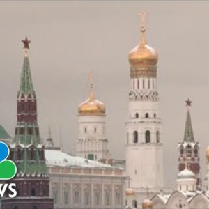 Kremlin Relies On Propaganda, Censorship To Shield Russians From Reality Of War